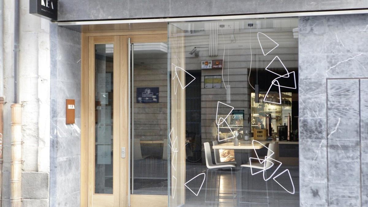 Fachada del restaurante Kea en la calle San Prudencio