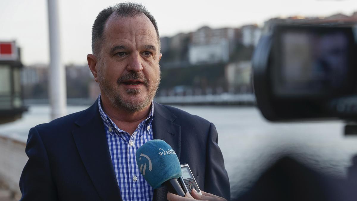 El Presidente del PP vasco, Carlos Iturgaiz.
