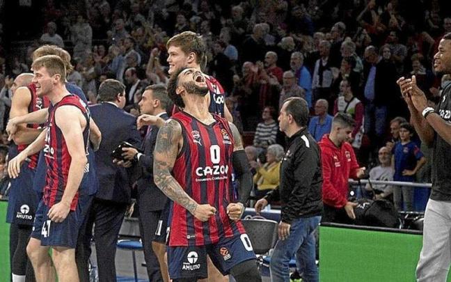 Markus Howard celebra una canasta durante el duelo de ayer ante el Partizan.