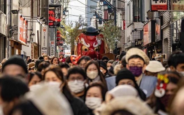 Los casos de covid en Japón se han disparado en los últimos meses.