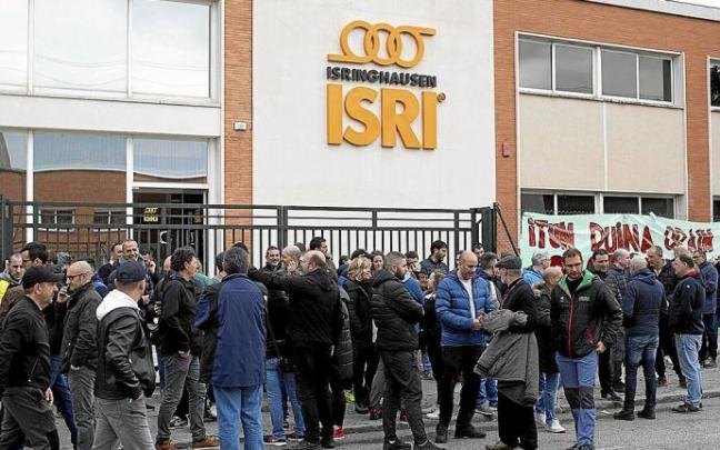La plantilla de Isri en Landaben es una de las últimas que ha planteado paros en defensa de un pacto de empresa. Foto: Unai Beroiz La plantilla de Isri en Landaben es una de las últimas que ha planteado paros en defensa de un pacto de empresa. Foto: Unai Beroiz
