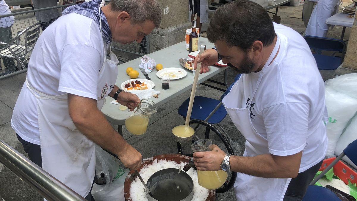 Gure Garrafie mantiene la tradici&oacute;n de la limonada de txakoli artesanal.