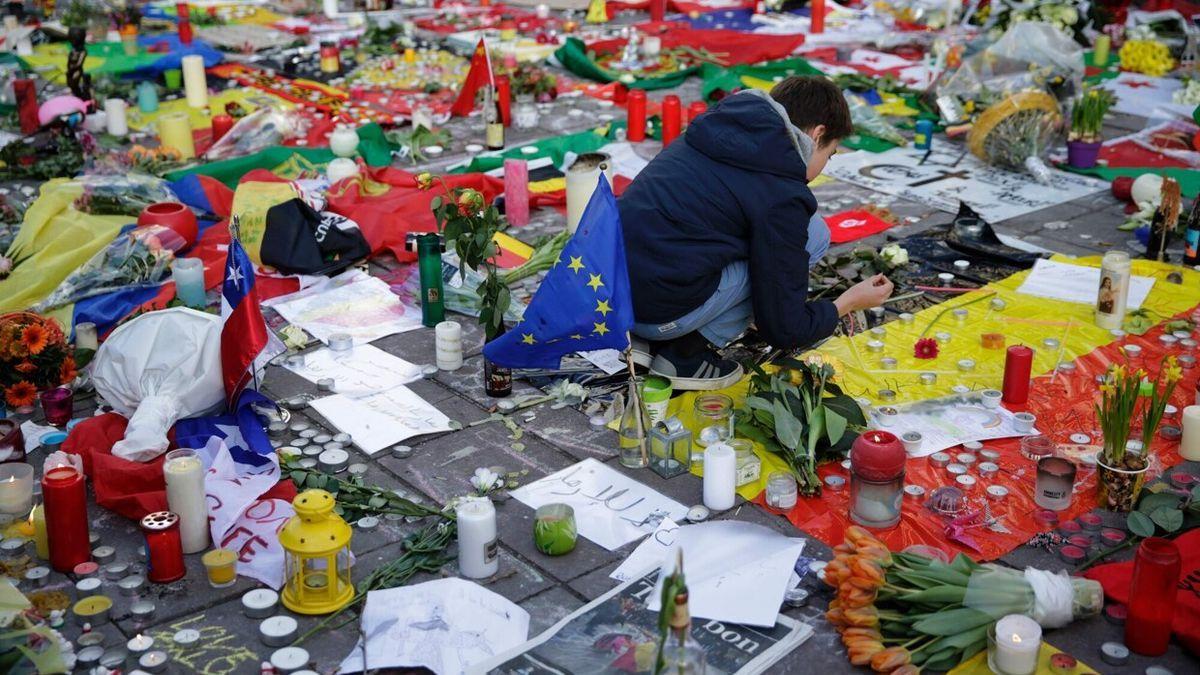 Homenaje a las víctimas de los atentados en el centro de Bruselas.