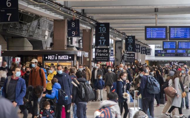 Imagen de archivo de la estación de tren de Montparnasse (París).