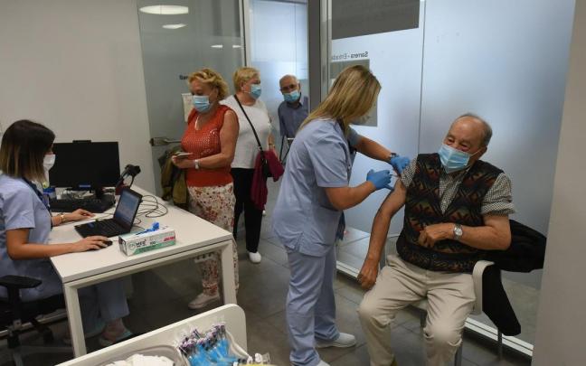 En Bizkaia, la campaña arrancó en el ambulatorio de Buena Vista en Portugalete