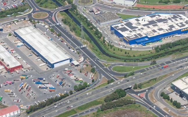 Vista de los nuevos accesos que mejoran el tr&aacute;fico en Megapark y culminados este a&ntilde;o.