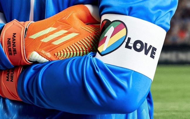 El brazalete 'One Love' en apoyo al movimiento LGTB. El brazalete 'One Love' en apoyo al movimiento LGTB.