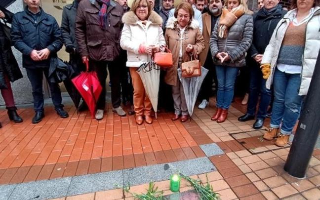La placa en memoria de Alfredo Ramos colocada ayer en Barakaldo.