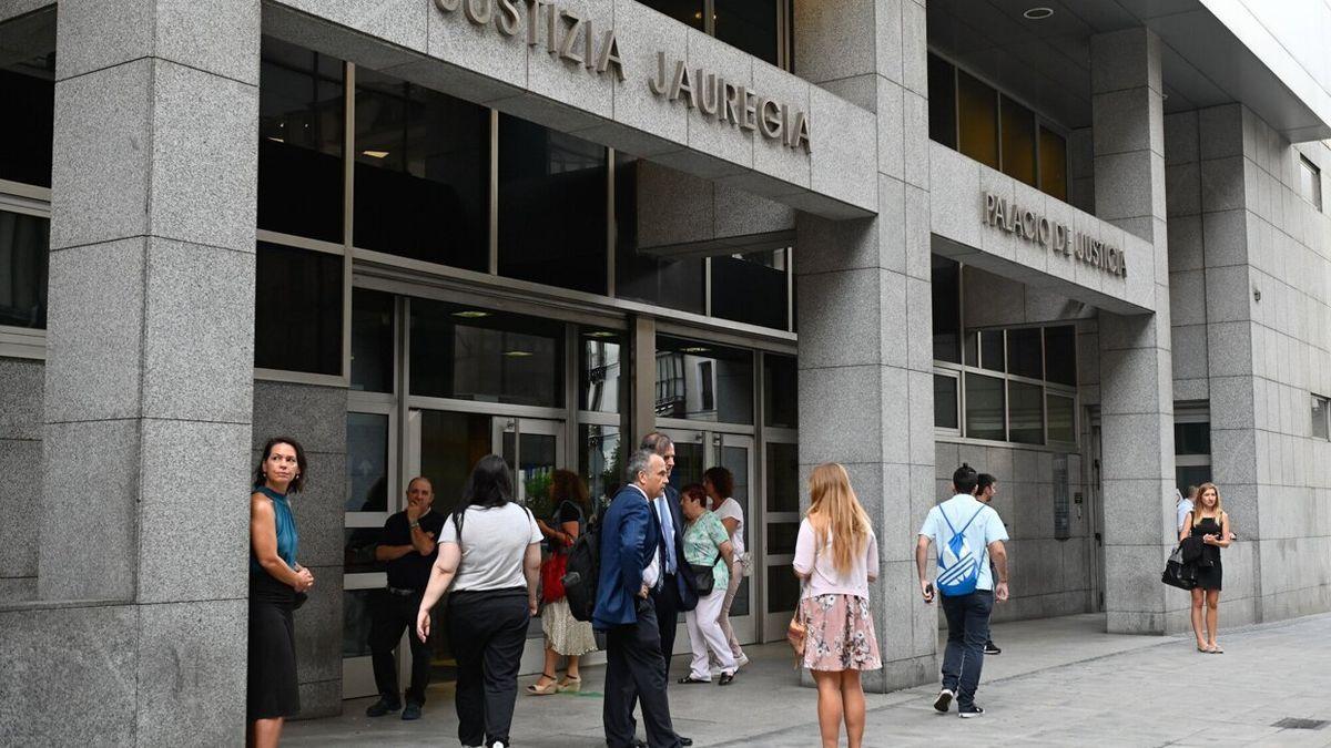 El juicio contra el asesino de su mujer y su hija en Abanto-Zierbena en 2020 ha empezado este lunes