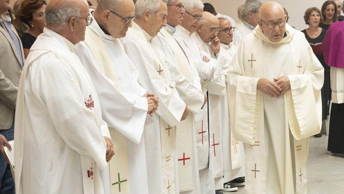 Último homenaje a los monjes benedictinos del Santuario de Estibaliz