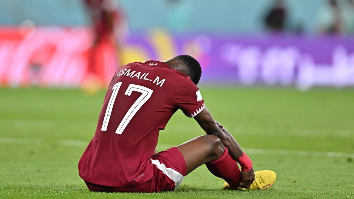 Ismail Mohamad, de Catar, tras el final del partido contra Senegal