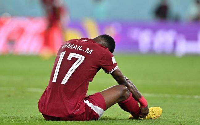 Ismail Mohamad, de Catar, tras el final del partido contra Senegal Ismail Mohamad, de Catar, tras el final del partido contra Senegal