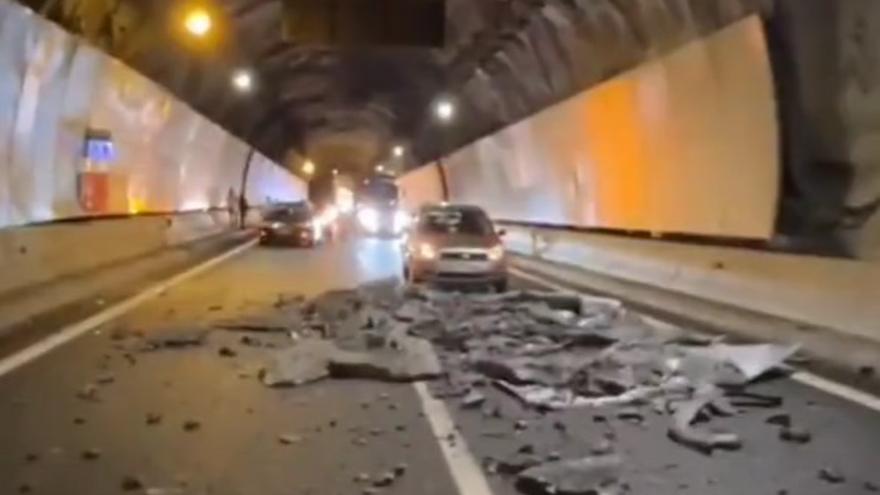 Imagen del desprendimiento en el interior del túnel