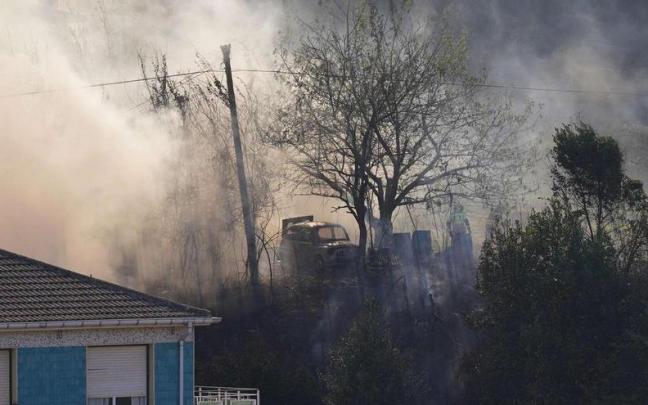 Imagen del incendio en Balmaseda del pasado domingo