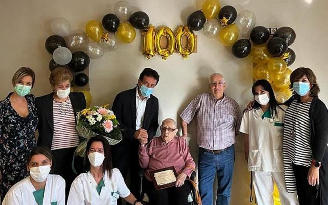 La basauritarra Obdulia Herrera celebra sus 100 a&ntilde;os