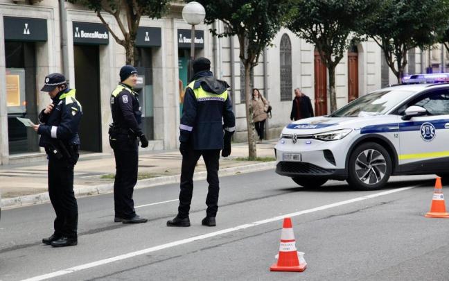 Imágenes de un control policial en Vitoria