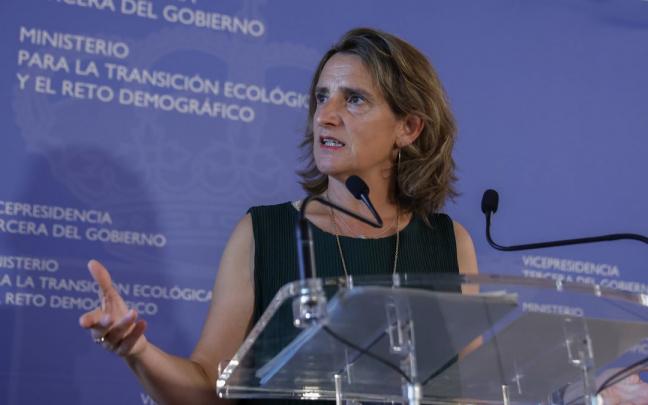 Teresa Ribera comparece ante los medios tras reunirse con las CCAA. Teresa Ribera comparece ante los medios tras reunirse con las CCAA.