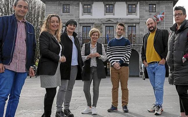 Representantes de PSE y PNV, este viernes tras el acuerdo plenario. | FOTO: N.G.