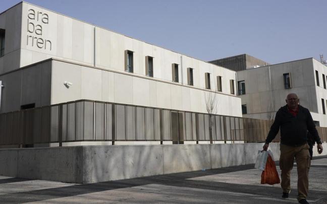 En imágenes: Visita al nuevo centro de cuidados Arabarren