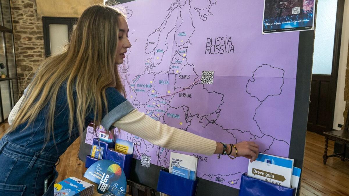 El punto de información en el acceso al centro