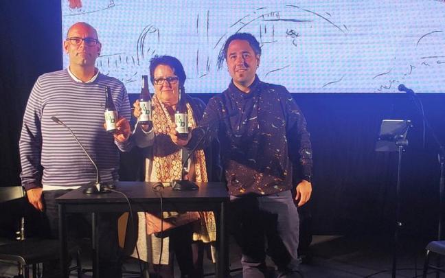 Aitor Llano, Loli Alonso y Eneko Neira.