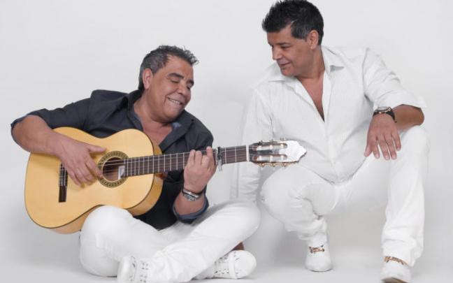 Juan y José Salazar, Los Chunguitos, en una imagen promocional. Juan y José Salazar, Los Chunguitos, en una imagen promocional.