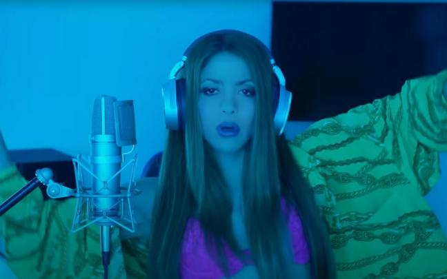 Shakira, en su nuevo tema. Shakira, en su nuevo tema.