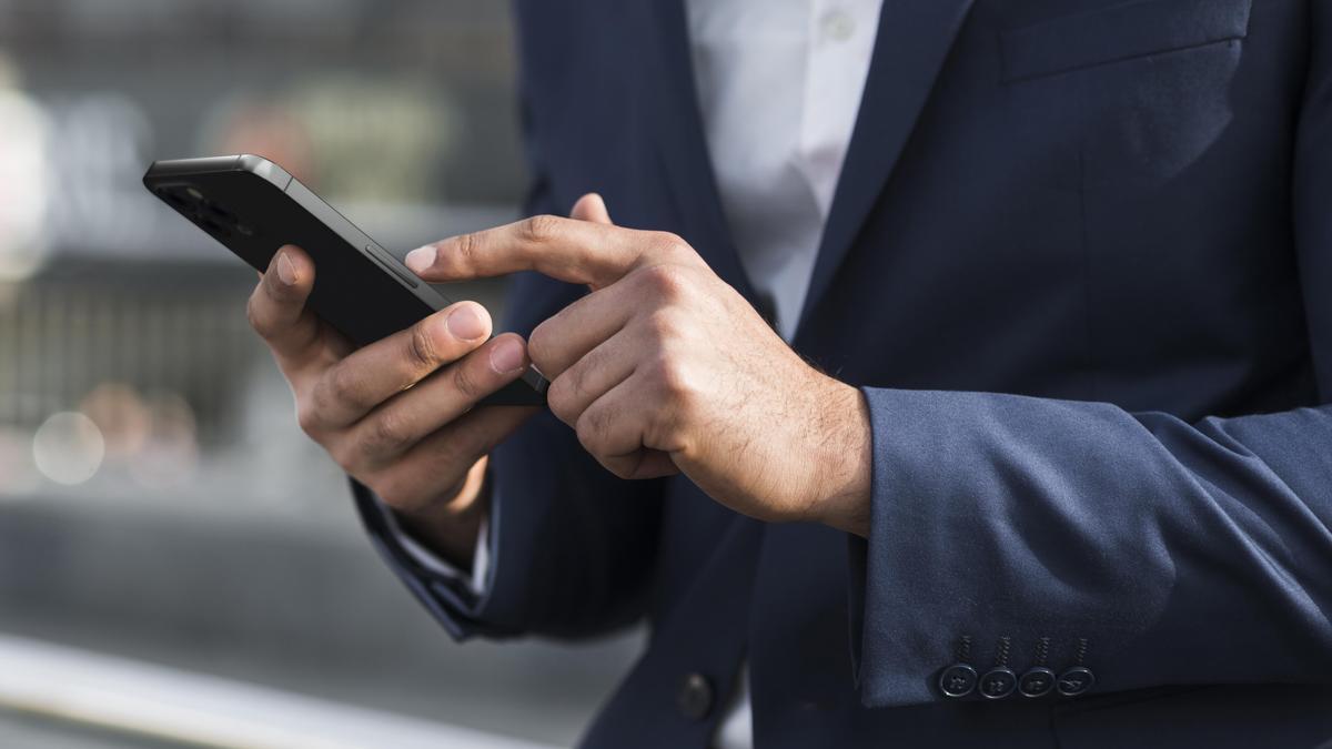 Los 'smartphones' se han convertido también en una cartera electrónica con acceso directo a la cuenta del banco.