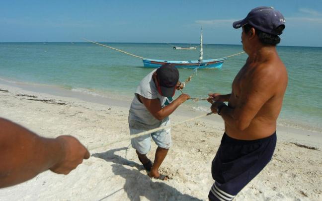 Pescadores del estado mexicano de M&eacute;rida, Yucatan,