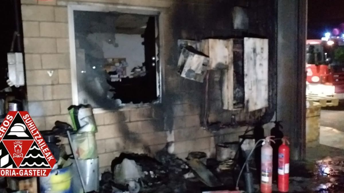 Incendio en uin pabellón de Portal de Bergara.