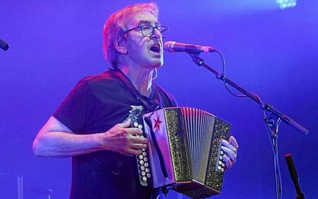 Todas las fotos del concierto de Hertzainak en el BEC