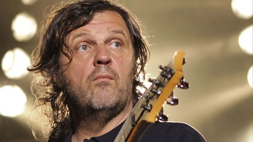 Emir Kusturica se despide de la música y vuelve a la dirección