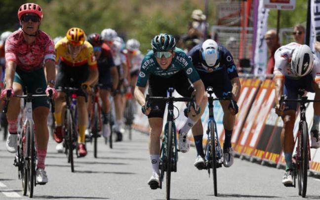 Roger Adrià se impone y lidera la Ruta de Occitania.