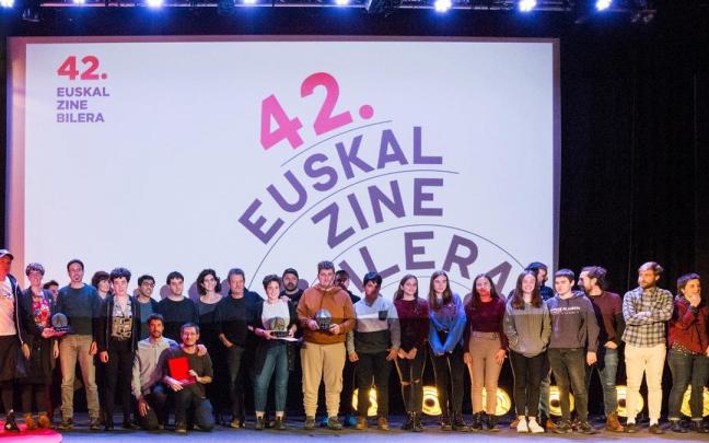 2019, urtean Lekeitioko Euskal Zine Bileran parte hartu zuten zinemazaleen irudia.
