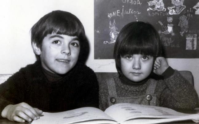 Los hermanos Mario y Maixabel Lopez de Uralde en los inicios de Iñigo Aritza. Los hermanos Mario y Maixabel Lopez de Uralde en los inicios de Iñigo Aritza.
