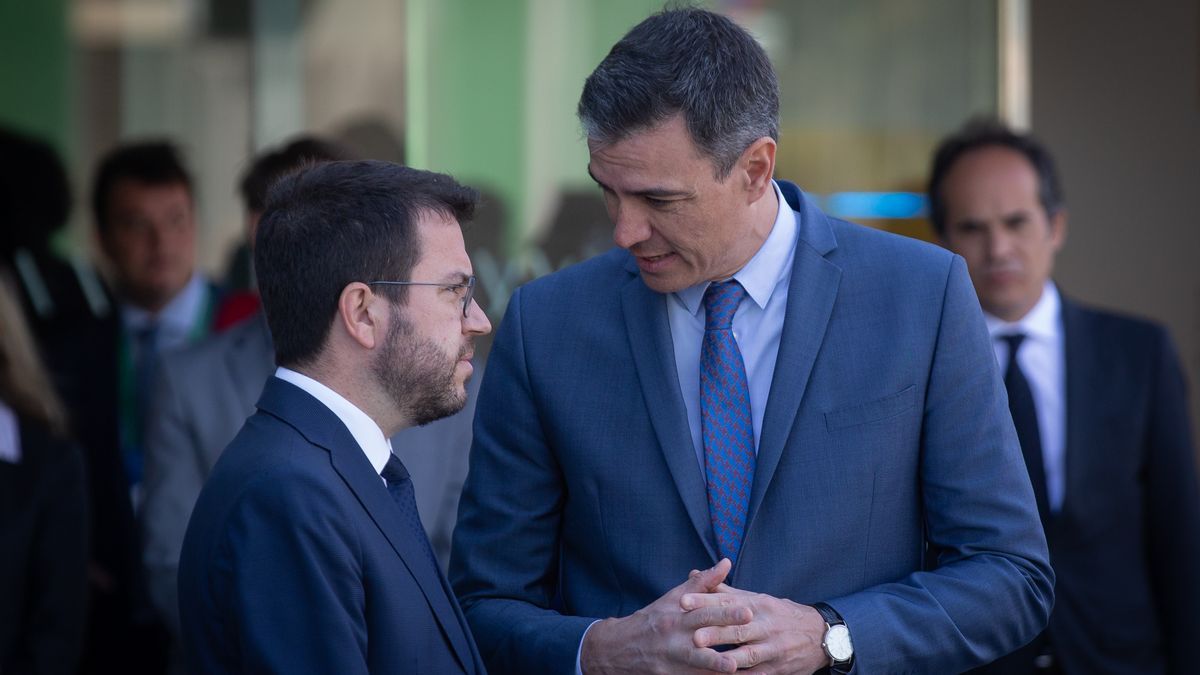El presidente de la Generalitat Pere Aragonès y el presidente del Gobierno español, Pedro Sánchez.