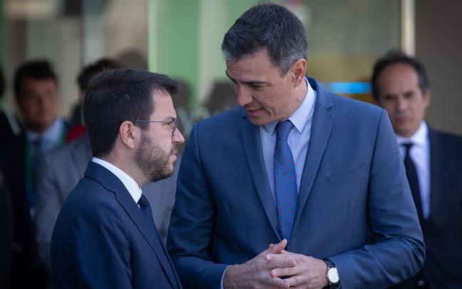 El presidente de la Generalitat Pere Aragonès y el presidente del Gobierno español, Pedro Sánchez. El presidente de la Generalitat Pere Aragonès y el presidente del Gobierno español, Pedro Sánchez.