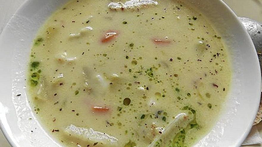 Fiskesuppe o sopa de pescado.