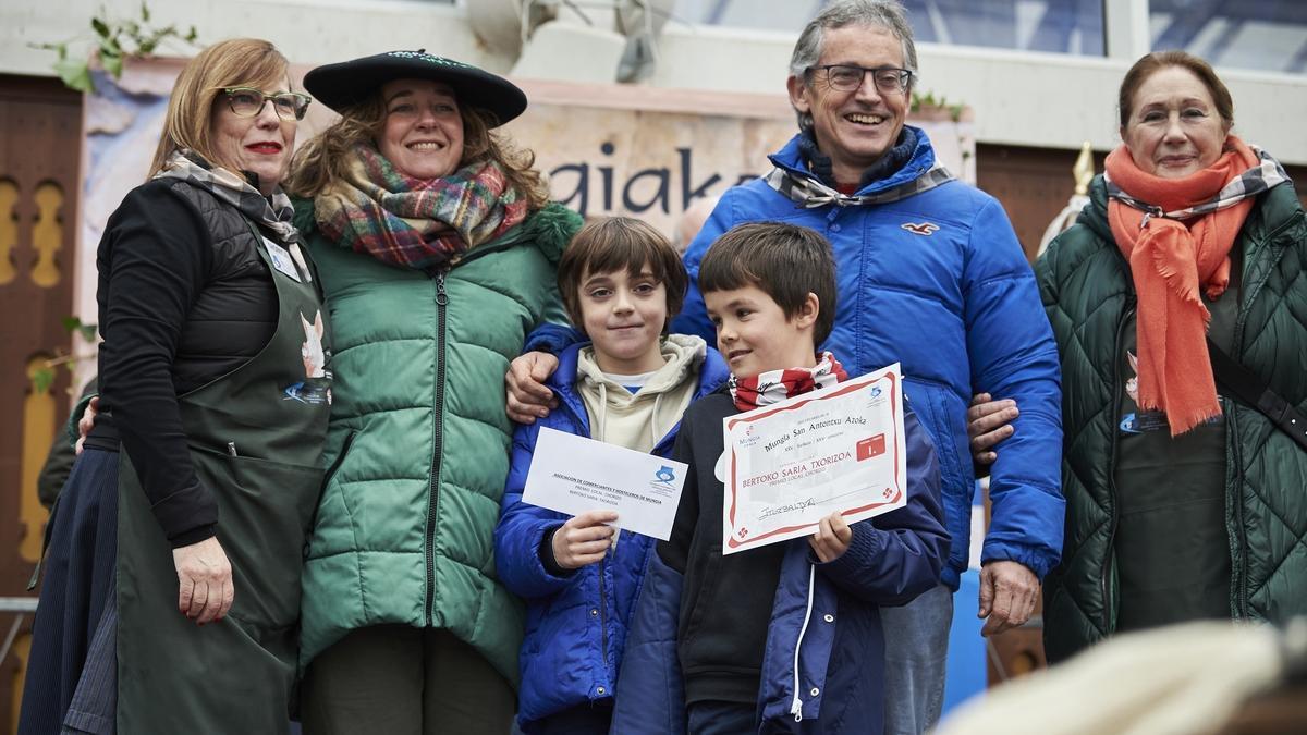 El concurso de chorizos y morcillas de Mungia celebra su medio siglo de historia