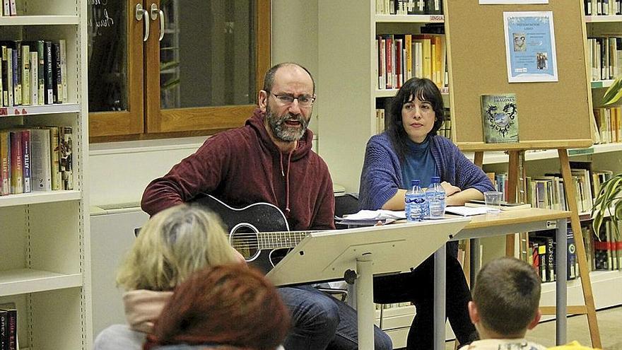 Miguel Goikoetxandia y Raquel Sánchez Corcuera, en Marcilla. | FOTO: CEDIDA