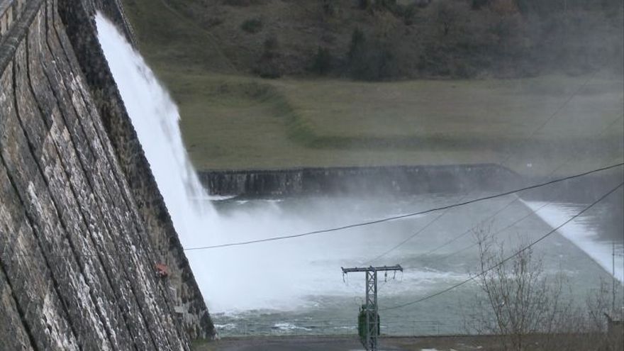 Embalse Ullíbarri-Gamboa.