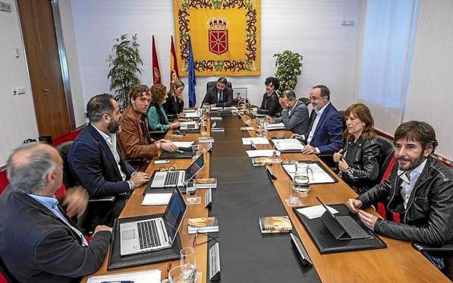 La Junta de Portavoces del Parlamento de Navarra, ayer . | FOTO: I. A.