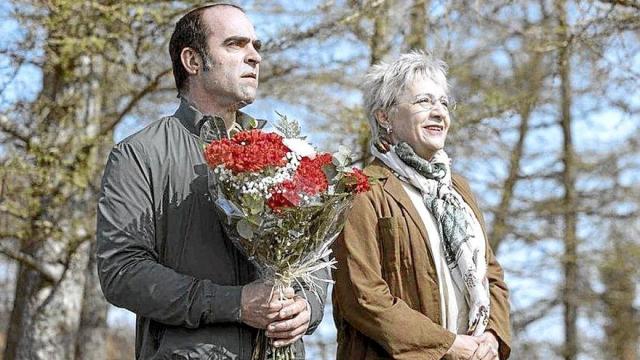 Blanca Portillo y Luis Tosar, en una secuencia de &lsquo;Maixabel&rsquo;.