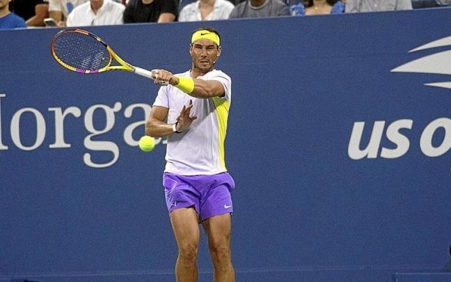 Rafa Nadal, durante la exhibición del pasado miércoles en las pistas de Flushing Meadows. | FOTO: AFP Rafa Nadal, durante la exhibición del pasado miércoles en las pistas de Flushing Meadows. | FOTO: AFP