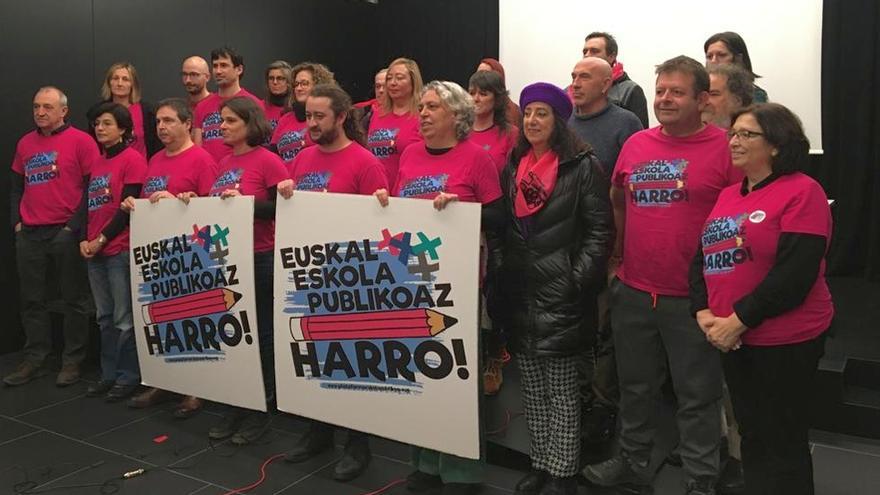 Representantes de la Plataforma Euskal Eskola Publikoaz Harro.