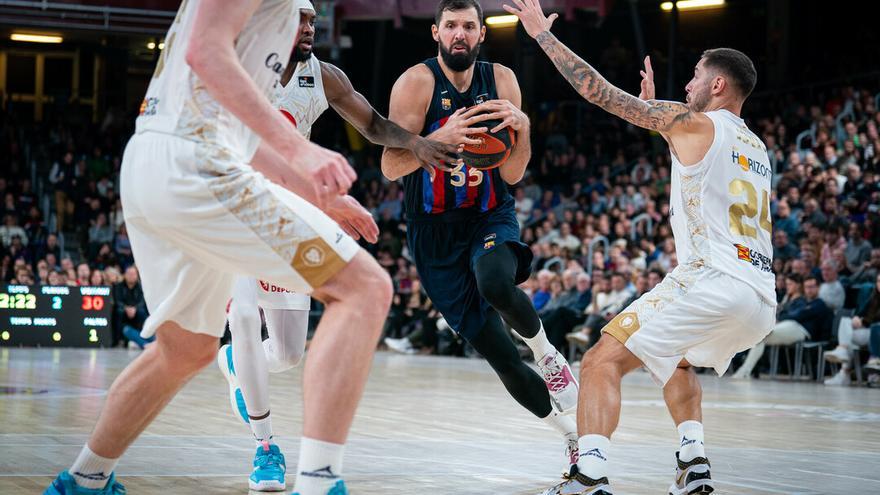 Mirotic, ausente en el primer partido por lesión, se puede convertir en una pesadilla para el Baskonia