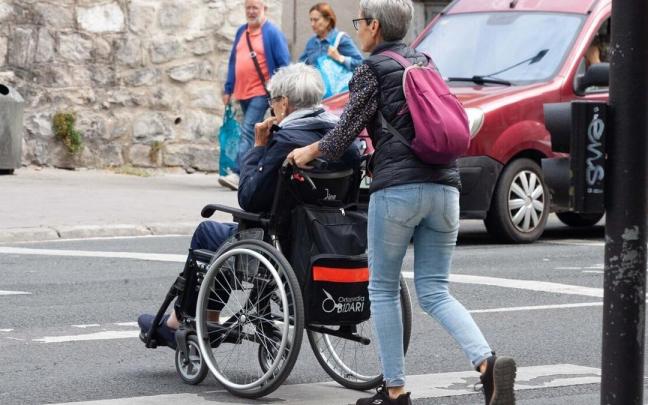 Artolazabal ha insistido en la necesidad de impulsar "una pol&iacute;tica de transici&oacute;n" para adecuar el ecosistema a cambios sociales.