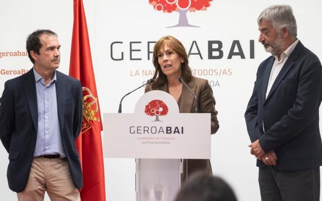 Mikel Asiain, Uxue Barkos y Koldo Martinez, en la rueda de prensa.