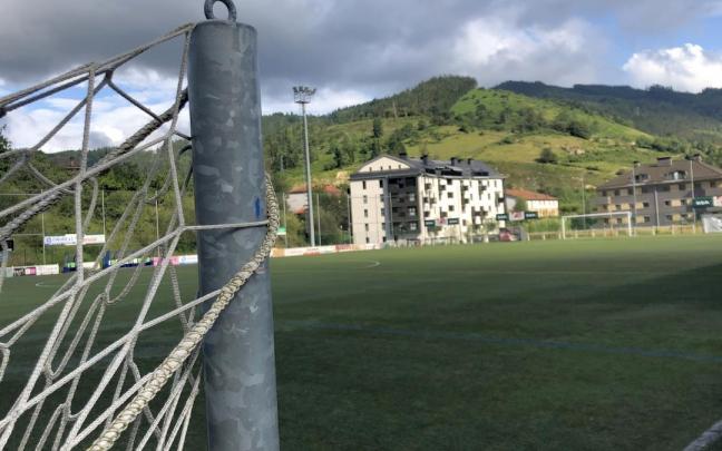 El c&eacute;sped de Solobarria ser&aacute; sustituido.