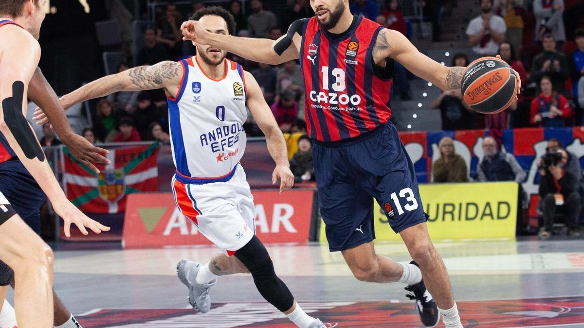 Todas las fotos del partido Baskonia - Efes (114 - 111)